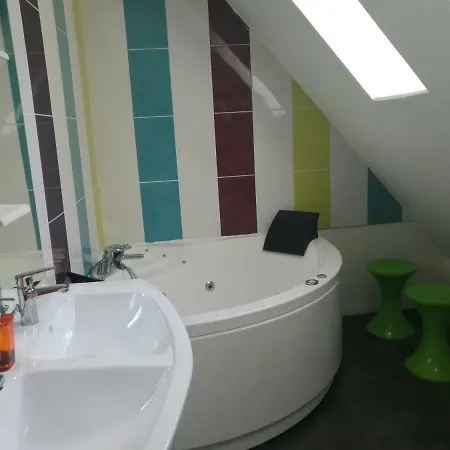 Rouen 5mn Maison Independante Avec Jardin Au Calme Avec Toutes Les Commodites アパート *
